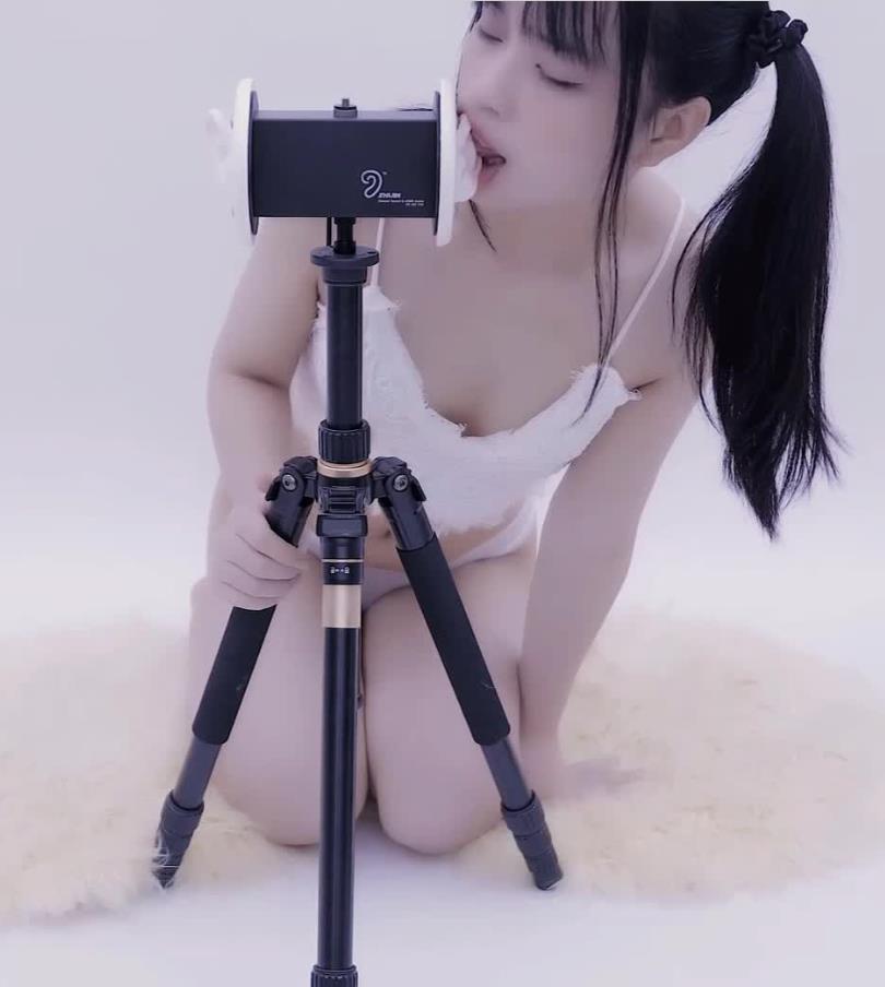 晓美 会员ASMR福利视频舔耳