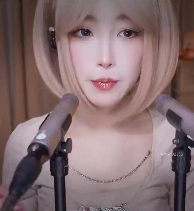 ASMR耳部按摩 口腔音 吹耳二呆酱