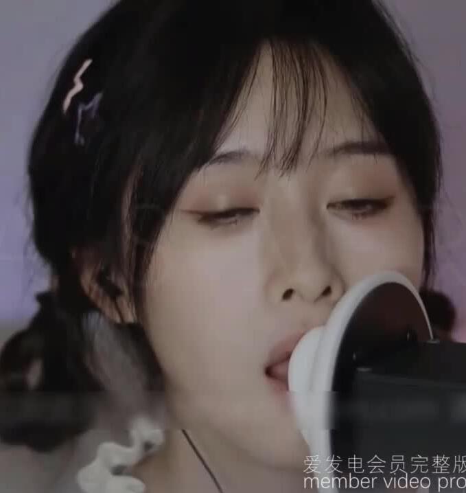 其实是椰子啦 ASMR 剧情天鹅 捡回宿醉的室友