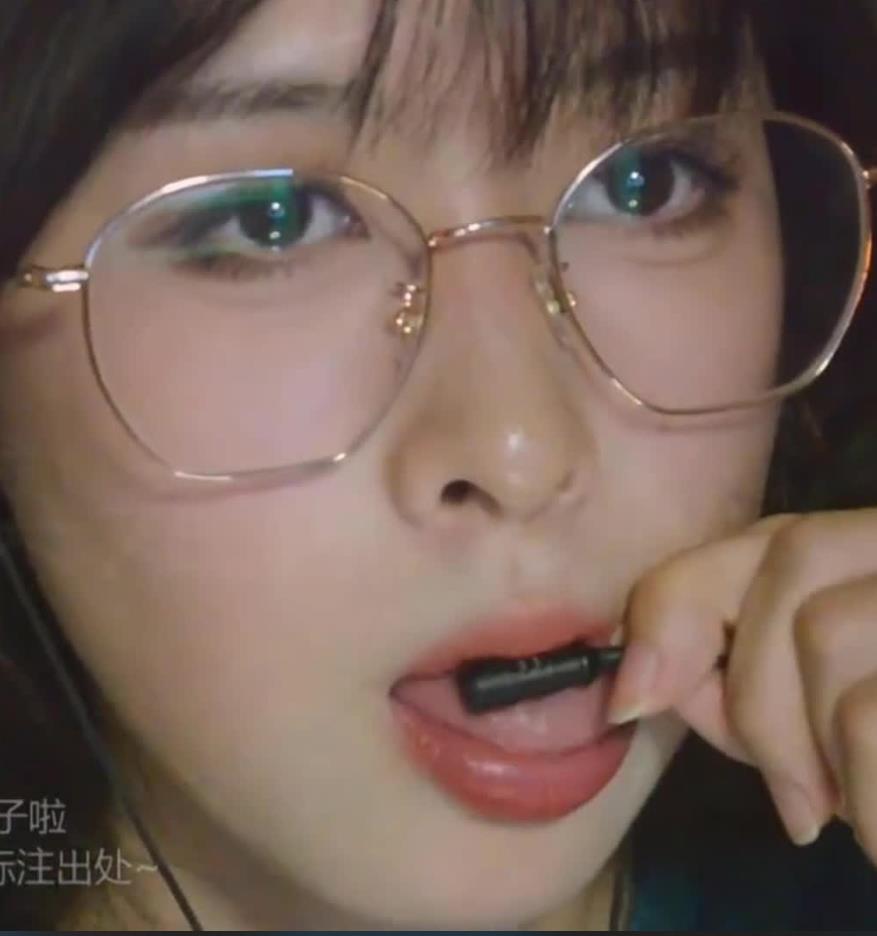 其实是椰子啦ASMR初尝试 啃麦天麦 领夹麦 视觉向